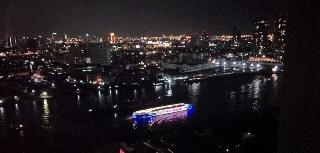 Baan Sathorn Riverfront 방콕 객실 사진