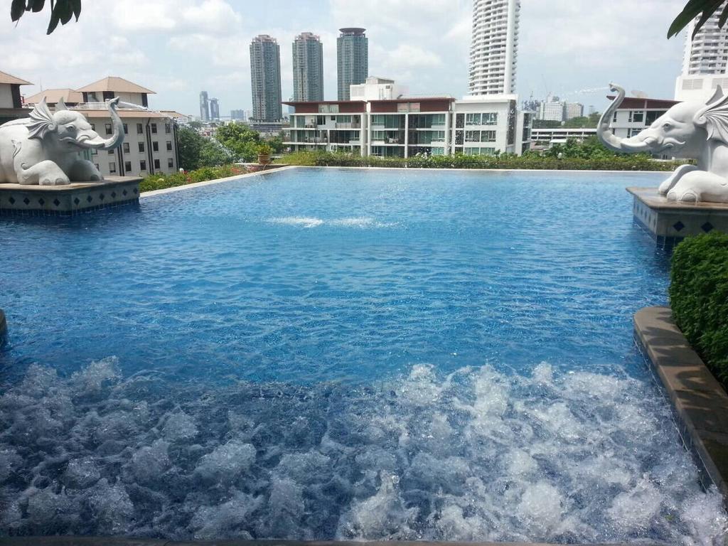 Baan Sathorn Riverfront 방콕 객실 사진