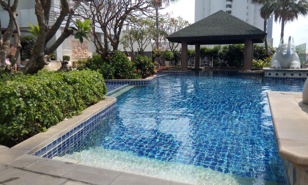 Baan Sathorn Riverfront 방콕 외부 사진