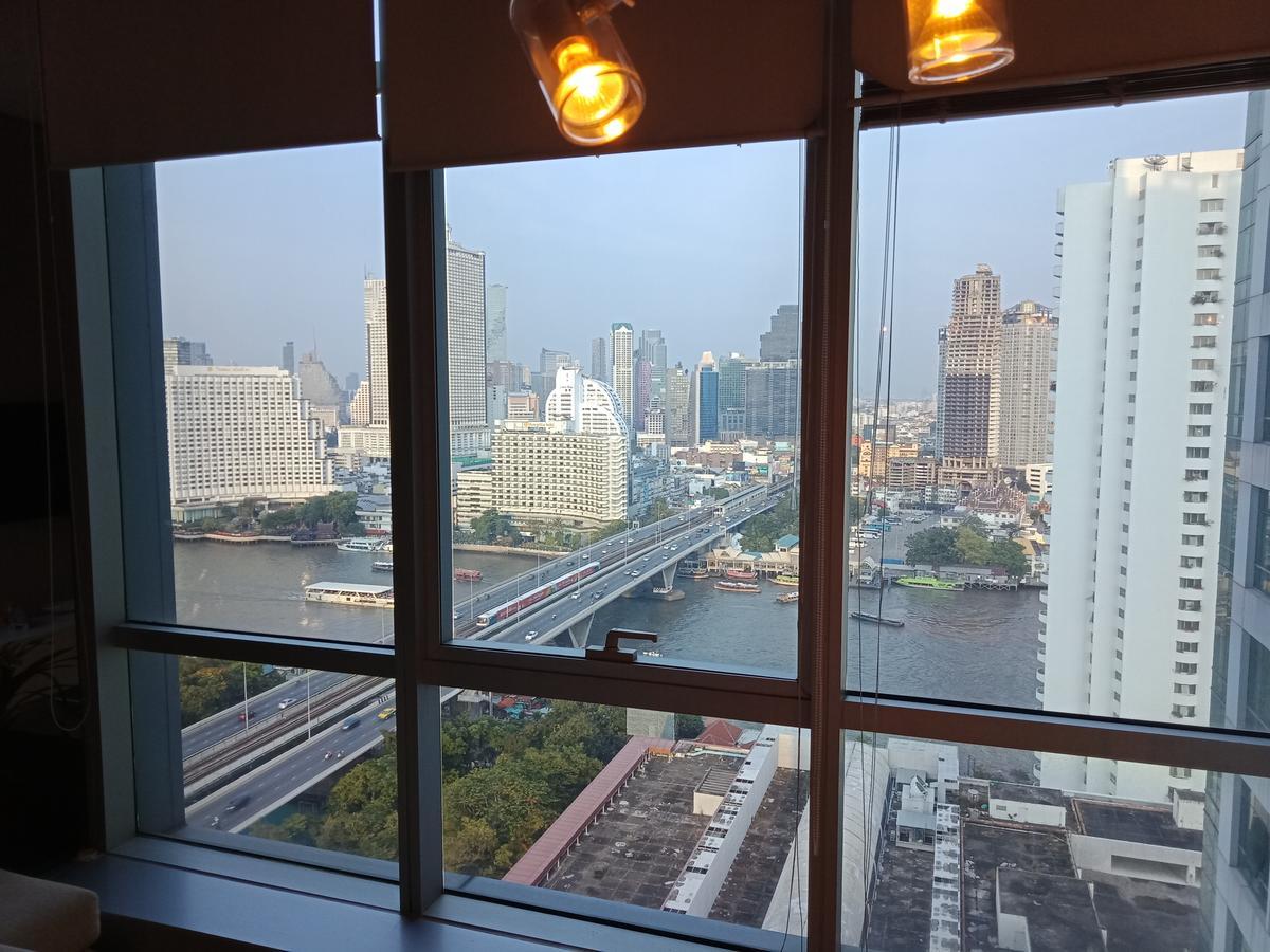 Baan Sathorn Riverfront 방콕 외부 사진