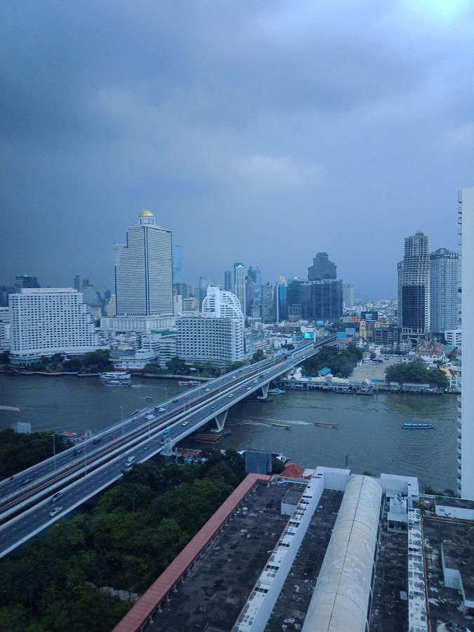 Baan Sathorn Riverfront 방콕 외부 사진