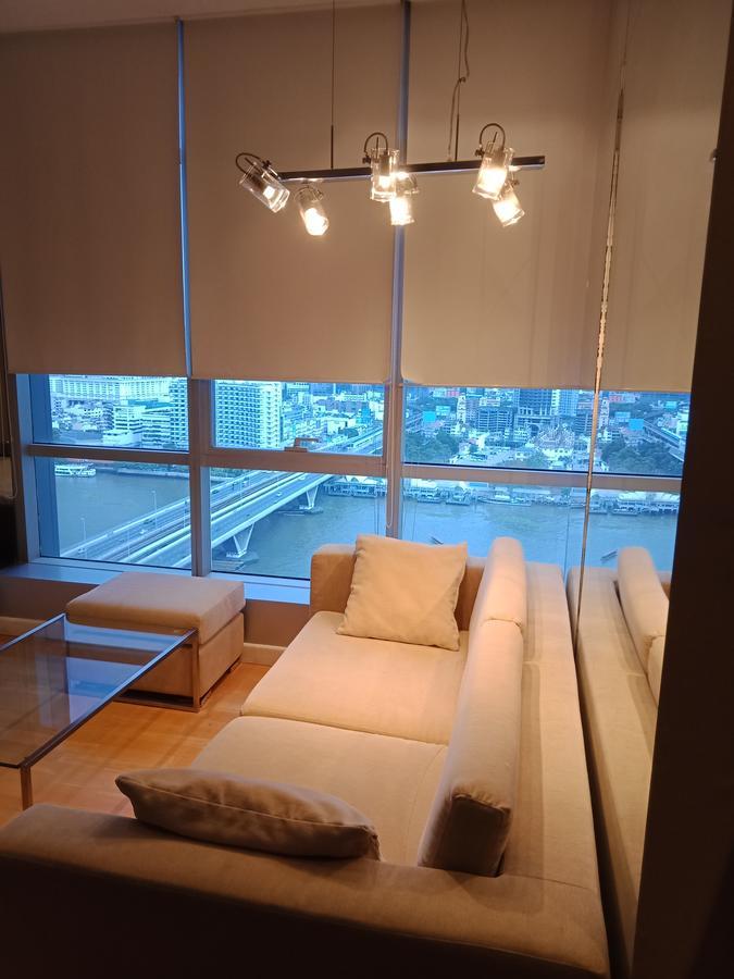Baan Sathorn Riverfront 방콕 외부 사진