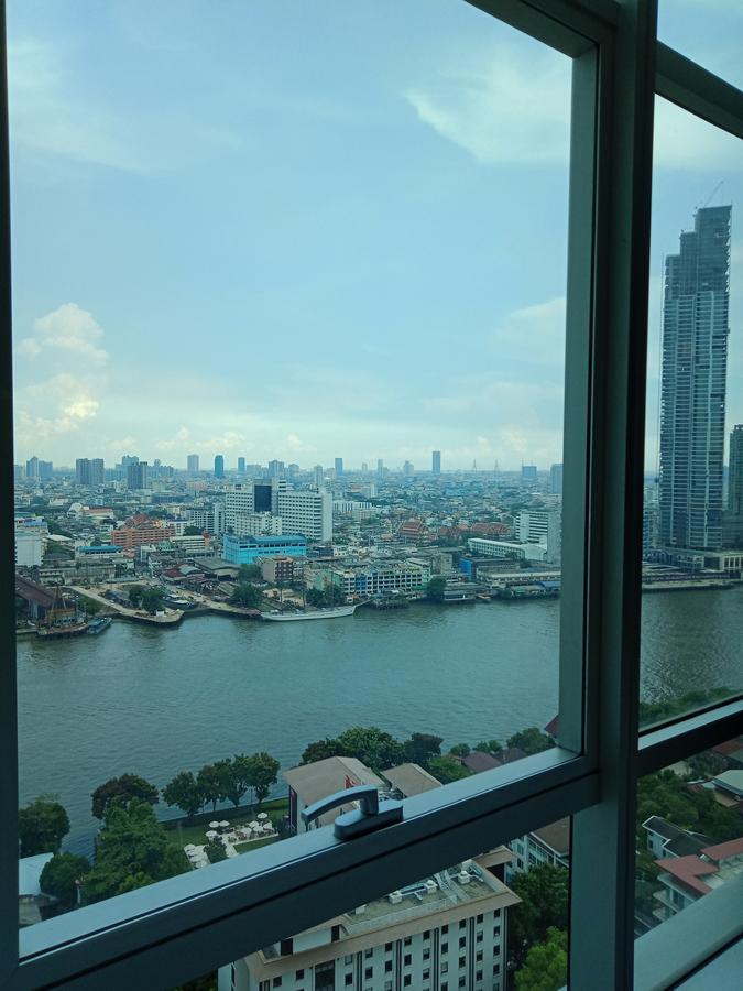 Baan Sathorn Riverfront 방콕 외부 사진