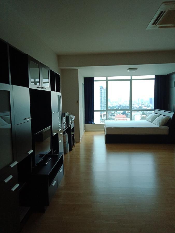 Baan Sathorn Riverfront 방콕 외부 사진